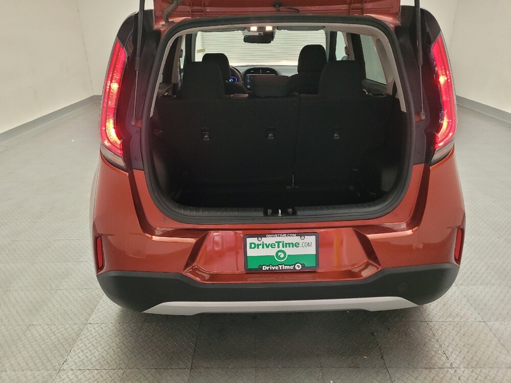 2023 Kia Soul in Downey, CA 90241 - 18110166 29