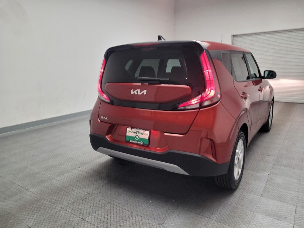 2023 Kia Soul in Downey, CA 90241 - 18110166 7
