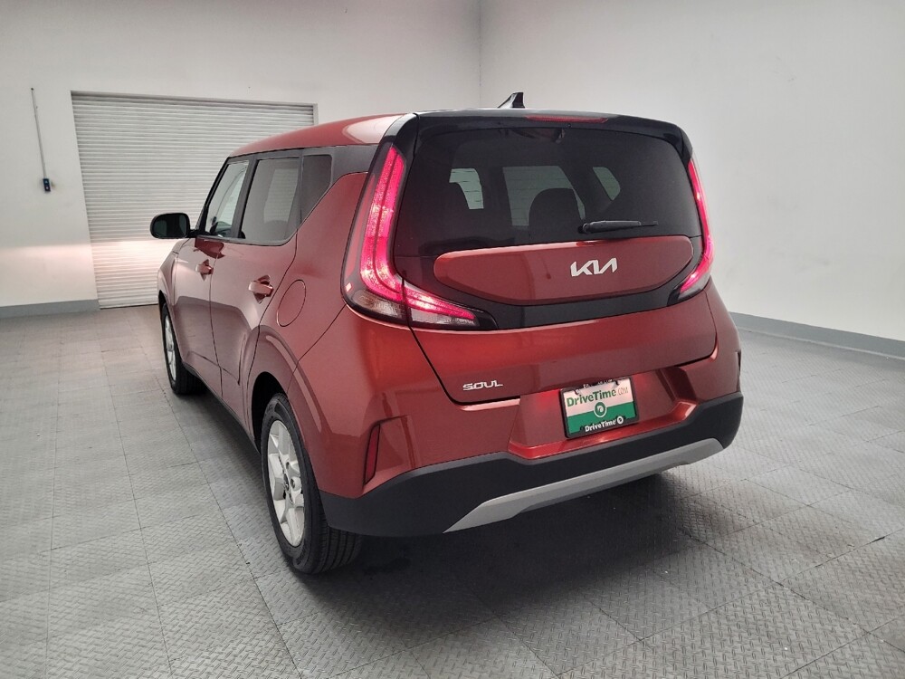 2023 Kia Soul in Downey, CA 90241 - 18110166 6