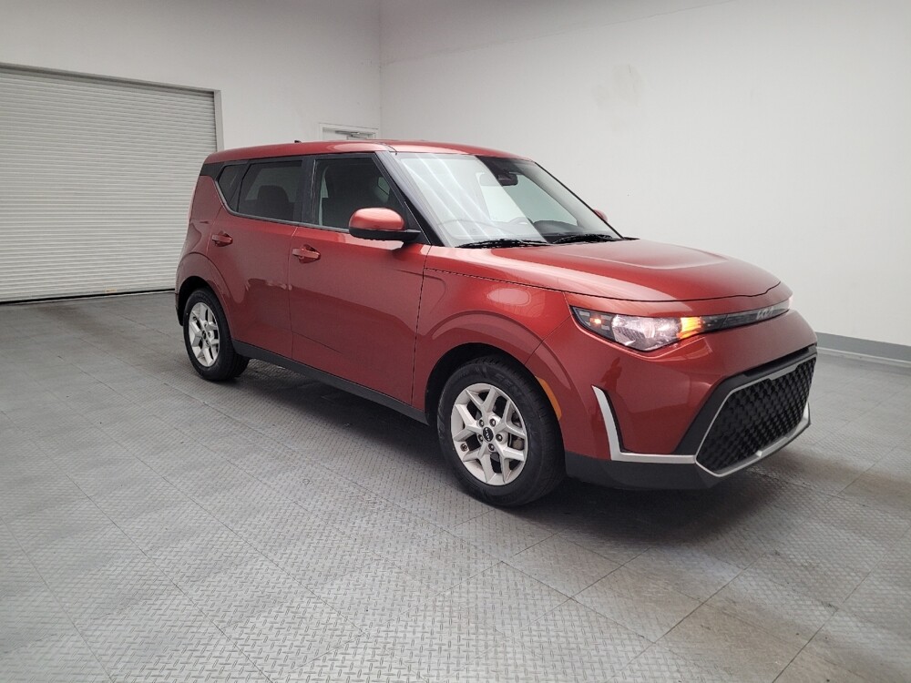 2023 Kia Soul in Downey, CA 90241 - 18110166 13
