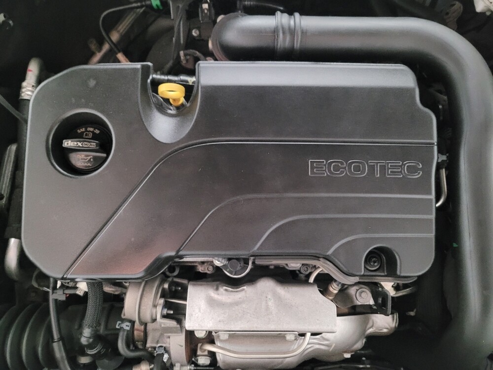 2023 Chevrolet Malibu in Downey, CA 90241 - 18110167 30