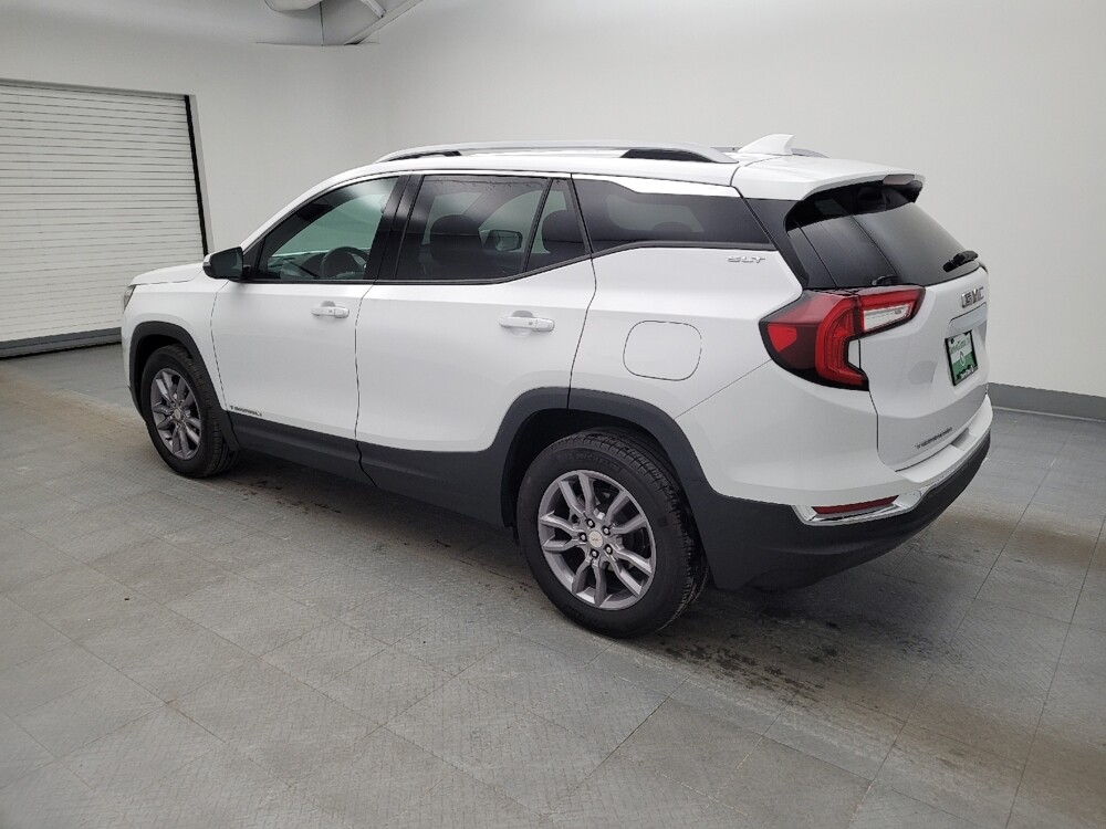 2024 GMC Terrain in Maple Heights, OH 44137 - 18110175 3