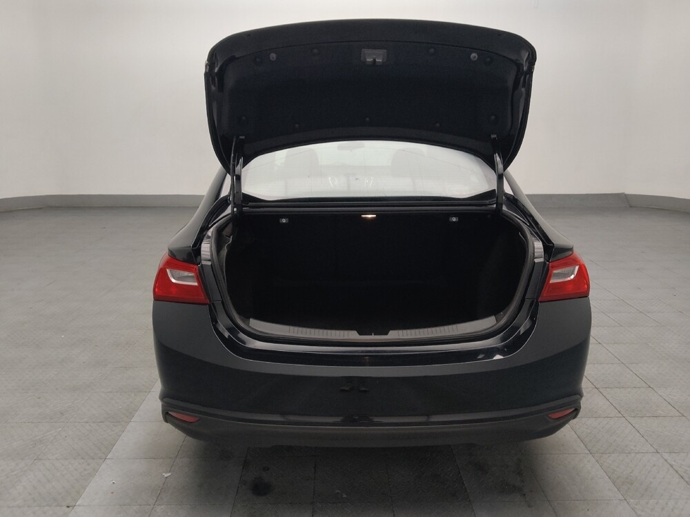 2019 Chevrolet Malibu in Morrow, GA 30260 - 18110176 29