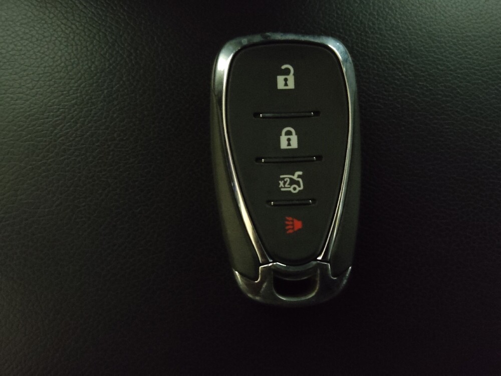 2019 Chevrolet Malibu in Morrow, GA 30260 - 18110176 32