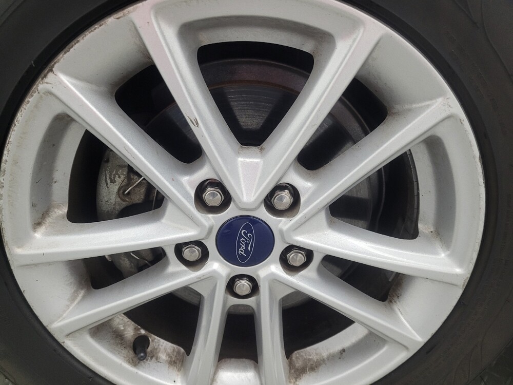 2018 Ford Focus in Macon, GA 31210 - 18110178 31