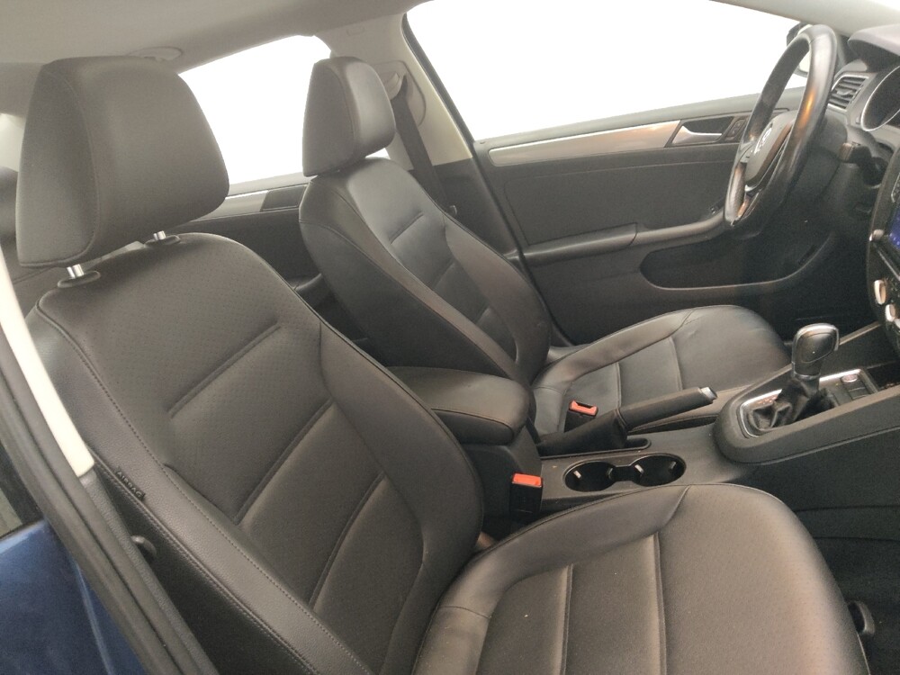 2018 Volkswagen Jetta in Conyers, GA 30094 - 18110185 21