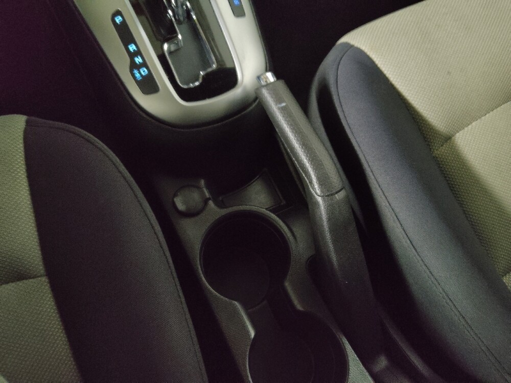 2014 Chevrolet Cruze in Chattanooga, TN 37421 - 18110188 26