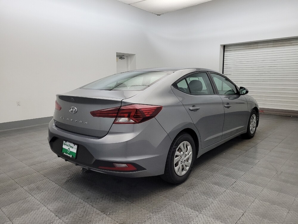 2019 Hyundai Elantra in Tucson, AZ 85705 - 18110217 9