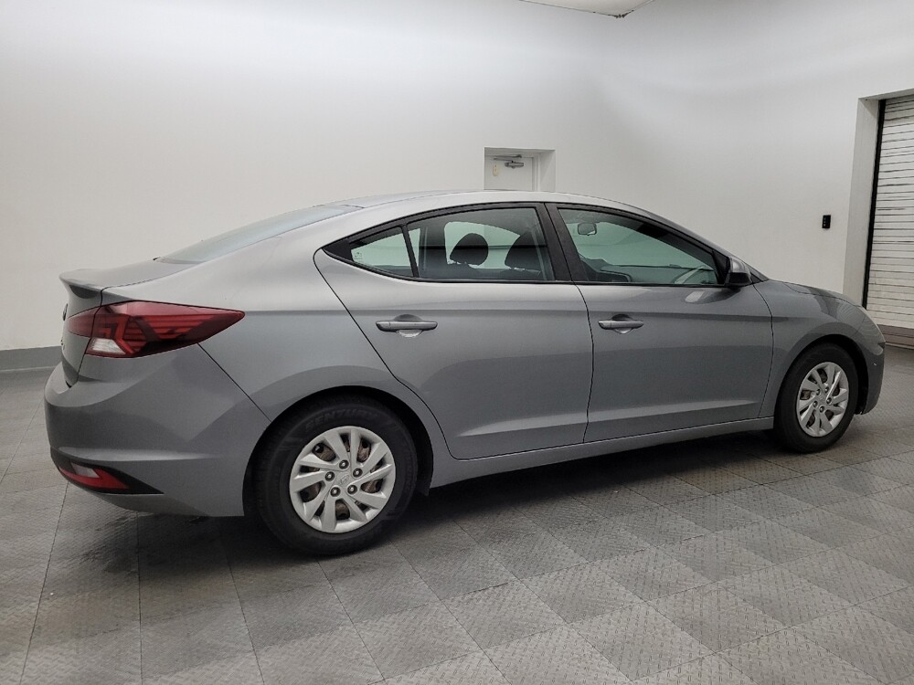 2019 Hyundai Elantra in Tucson, AZ 85705 - 18110217 10