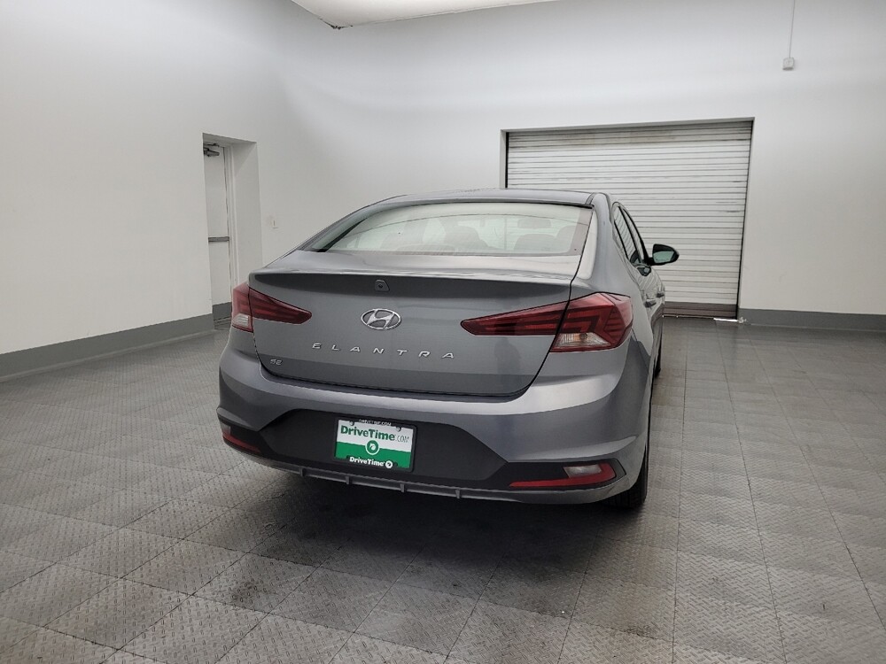2019 Hyundai Elantra in Tucson, AZ 85705 - 18110217 7