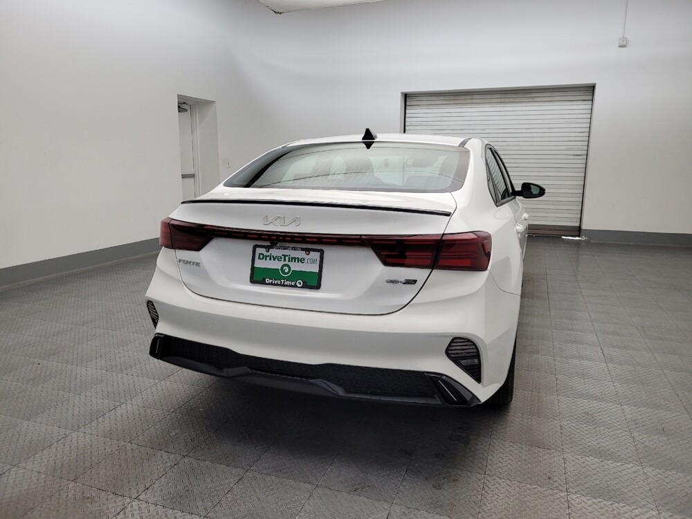 2024 Kia Forte in Phoenix, AZ 85015 - 18110226 7