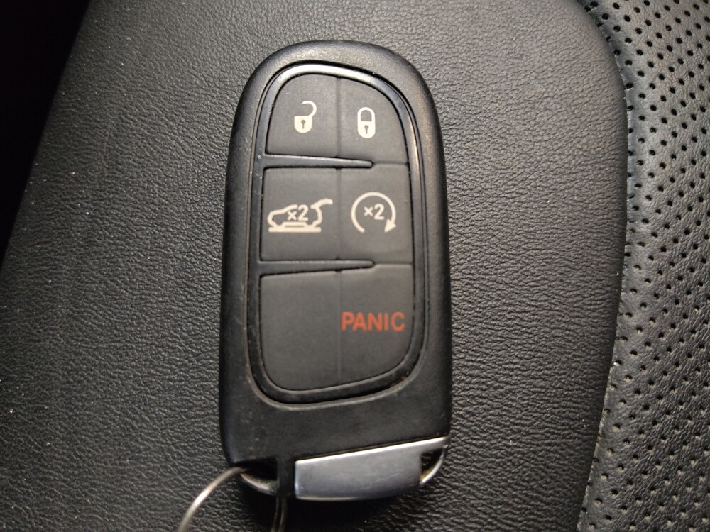 2019 Jeep Cherokee in Lakeland, FL 33815 - 18110234 32