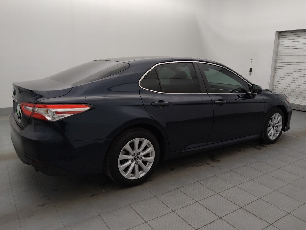 2018 Toyota Camry in Fort Myers, FL 33907 - 18110236 10