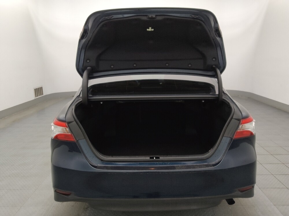 2018 Toyota Camry in Fort Myers, FL 33907 - 18110236 29