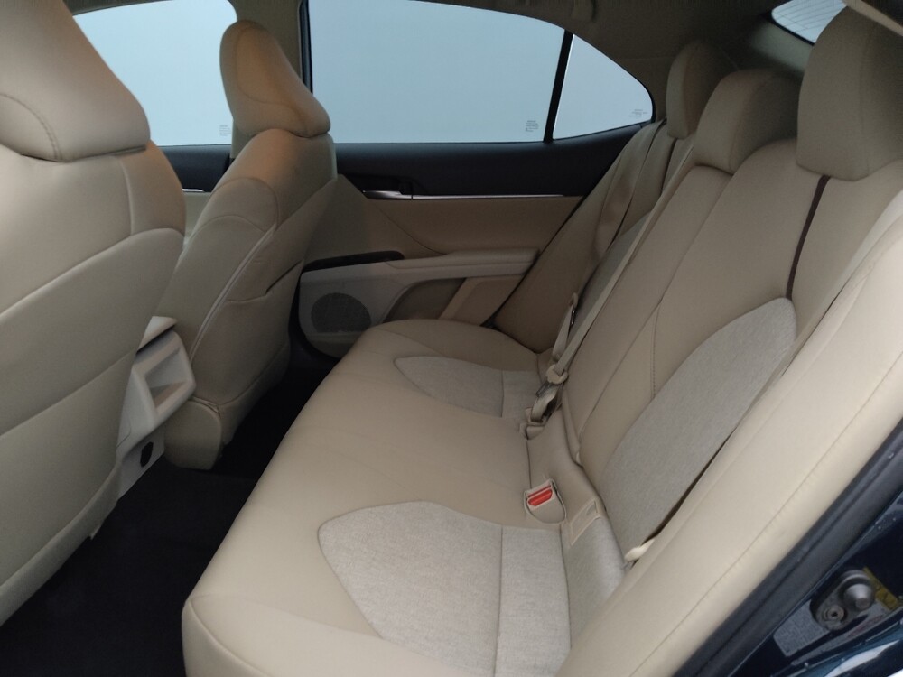 2018 Toyota Camry in Fort Myers, FL 33907 - 18110236 18