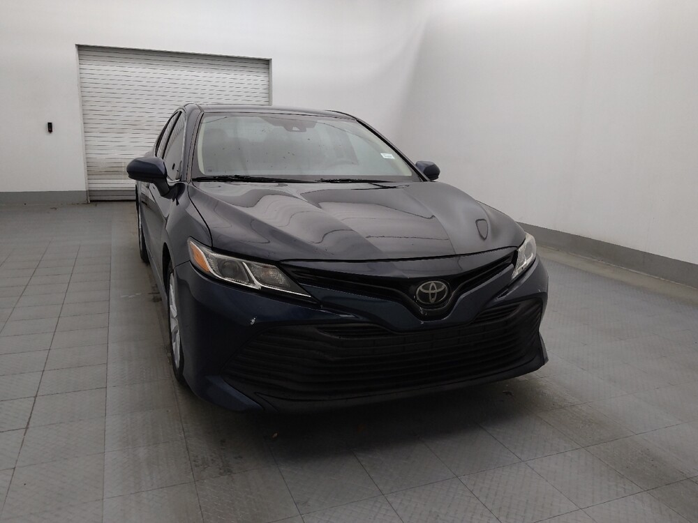 2018 Toyota Camry in Fort Myers, FL 33907 - 18110236 14