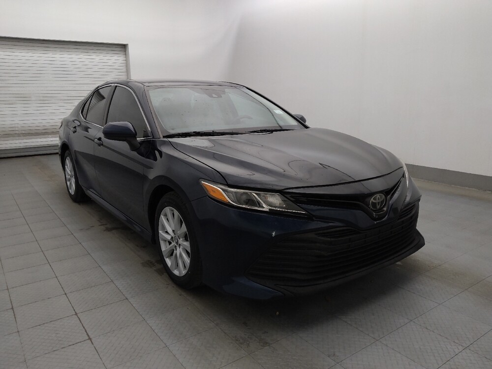 2018 Toyota Camry in Fort Myers, FL 33907 - 18110236 13