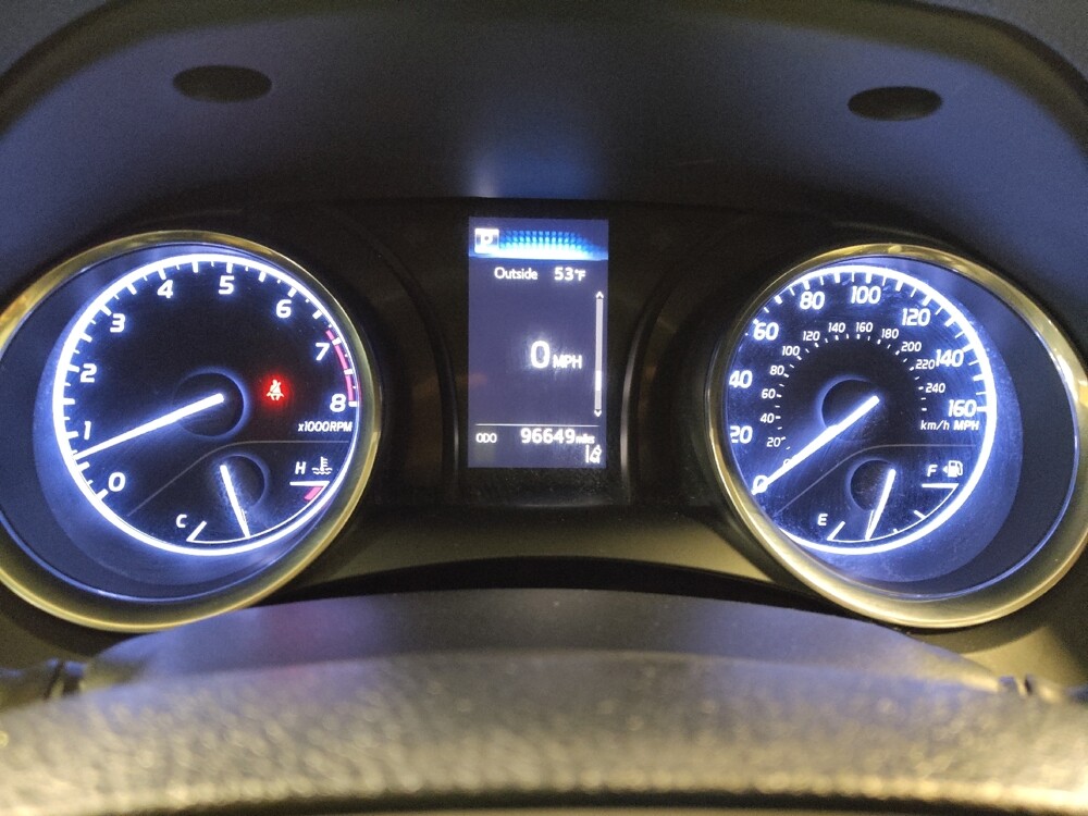 2018 Toyota Camry in Fort Myers, FL 33907 - 18110236 23