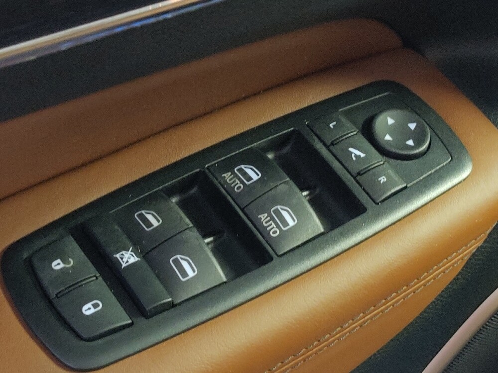 2015 Jeep Grand Cherokee in Fort Myers, FL 33907 - 18110238 27