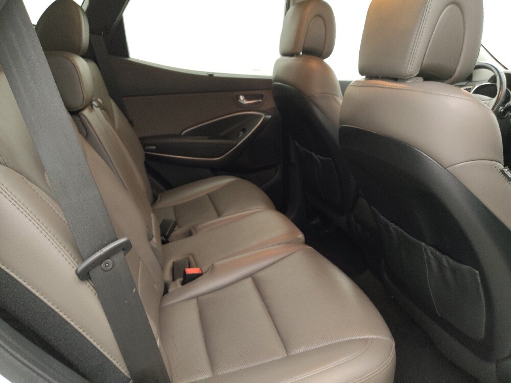 2018 Hyundai Santa Fe in Clearwater, FL 33764 - 18110242 19