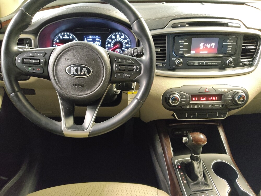 2016 Kia Sorento in Clearwater, FL 33764 - 18110243 22
