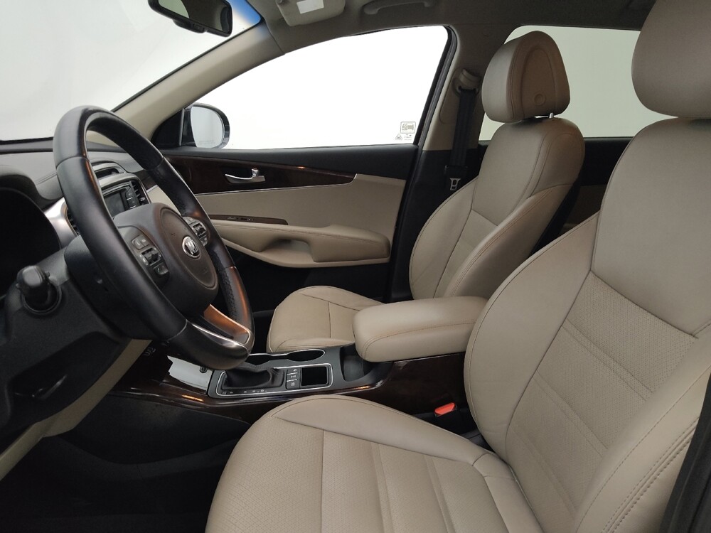 2016 Kia Sorento in Clearwater, FL 33764 - 18110243 17