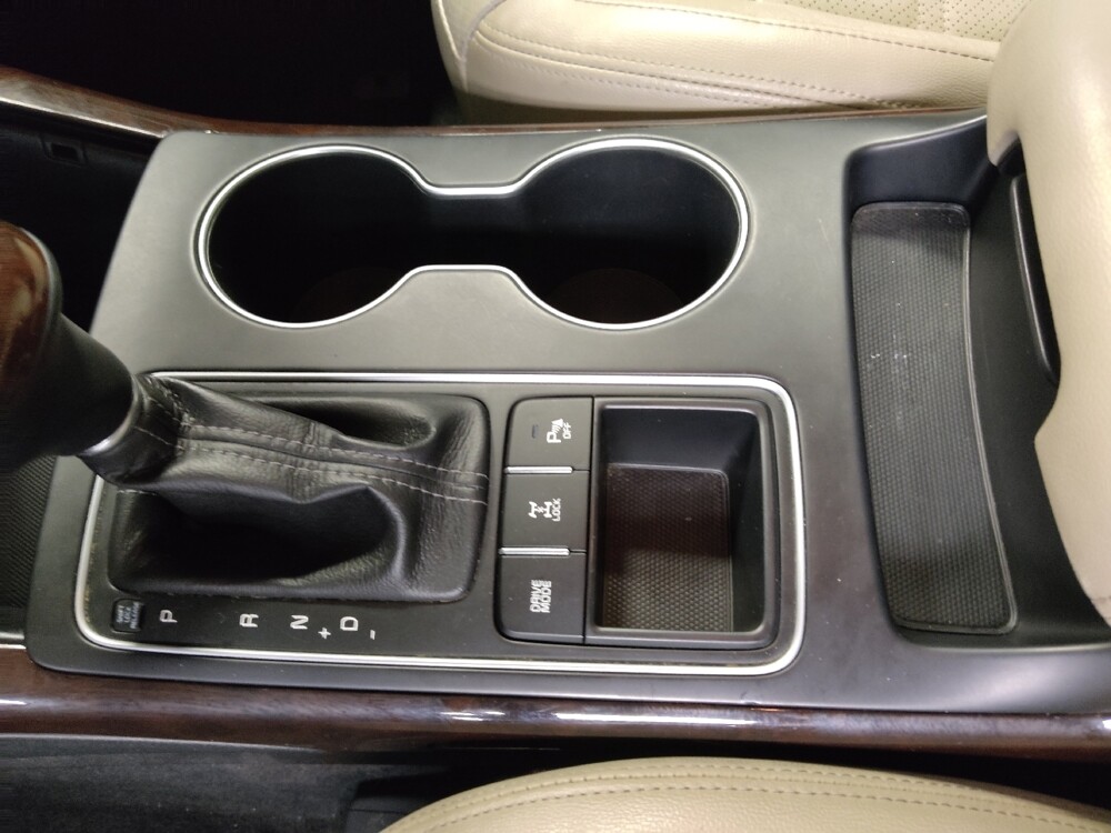 2016 Kia Sorento in Clearwater, FL 33764 - 18110243 26