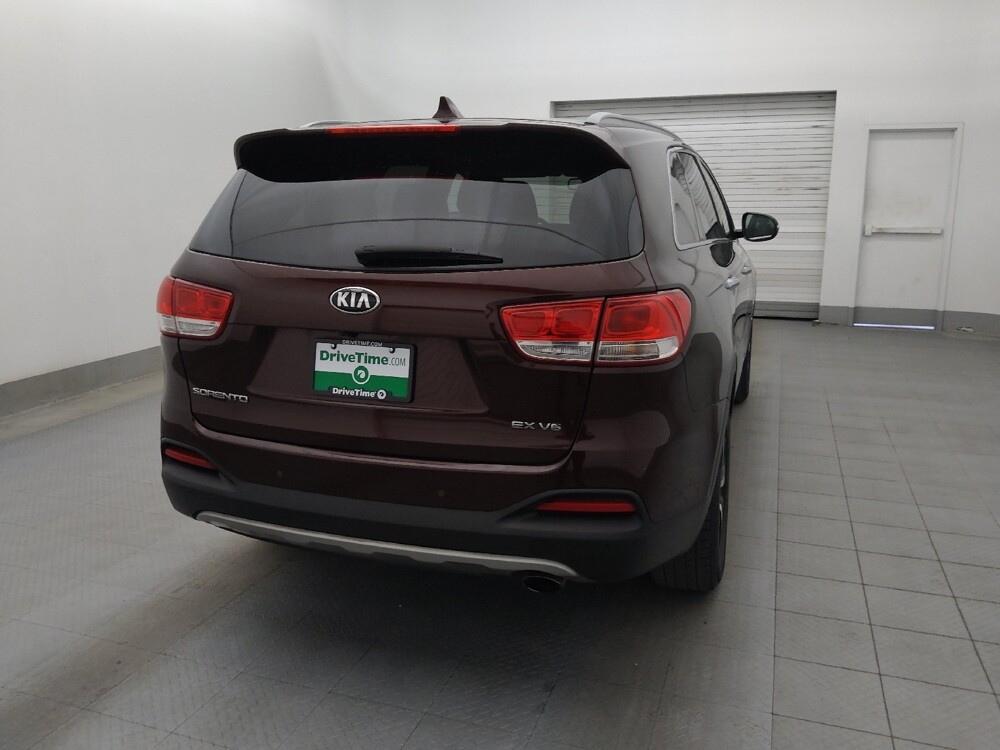 2016 Kia Sorento in Clearwater, FL 33764 - 18110243 7