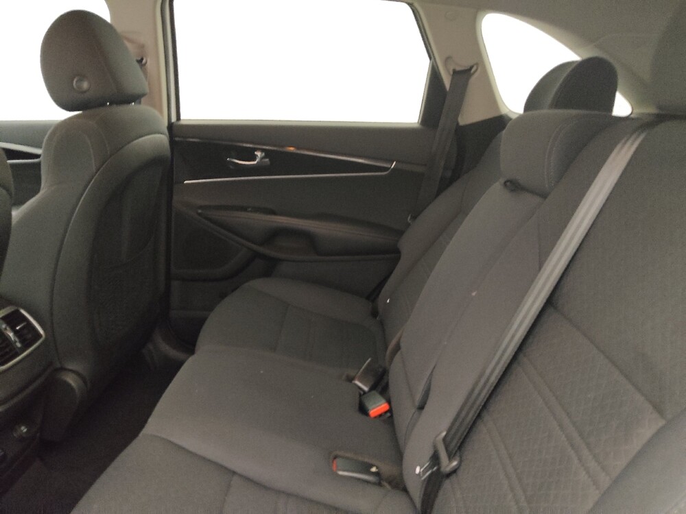 2019 Kia Sorento in Fort Myers, FL 33907 - 18110246 18