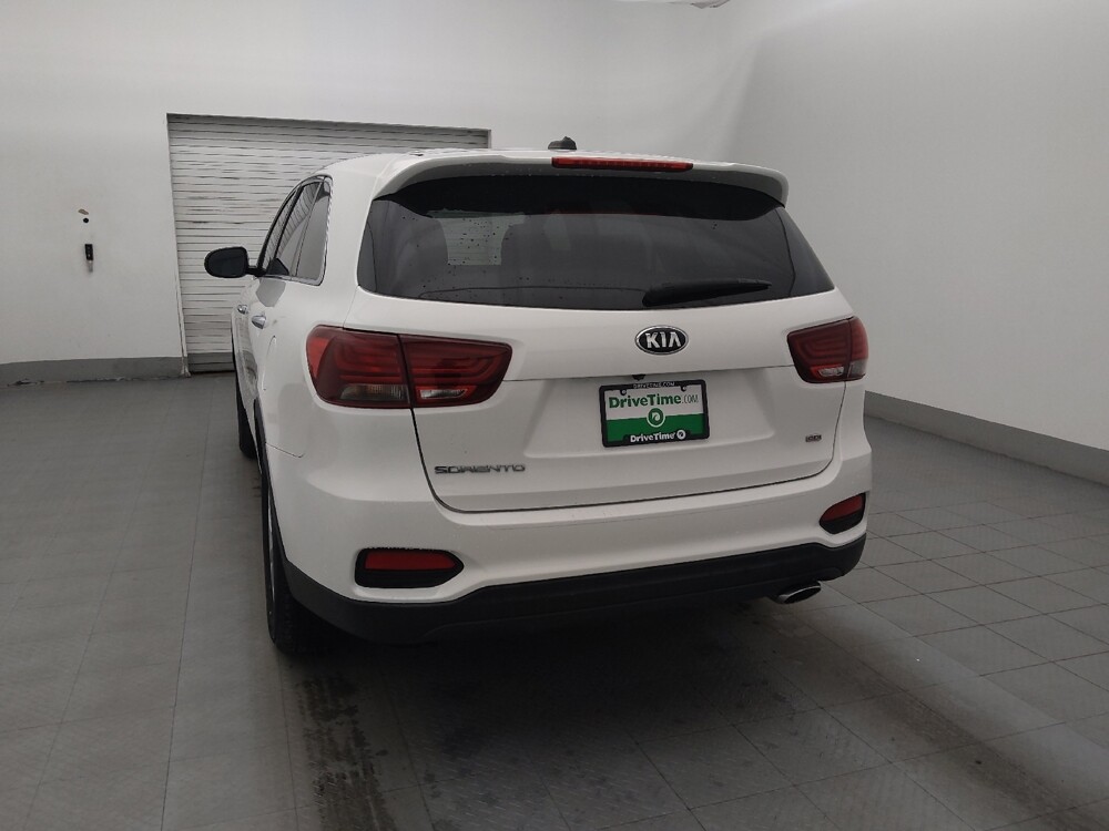 2019 Kia Sorento in Fort Myers, FL 33907 - 18110246 6