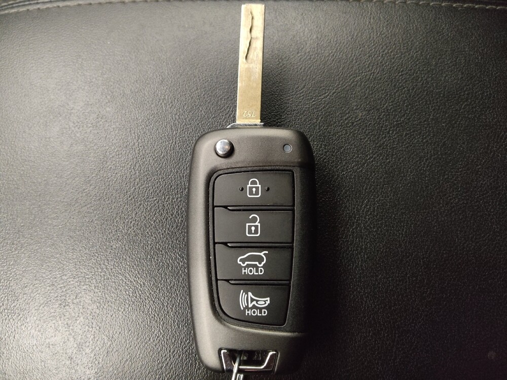 2019 Hyundai Santa Fe in Colorado Springs, CO 80909 - 18110262 32