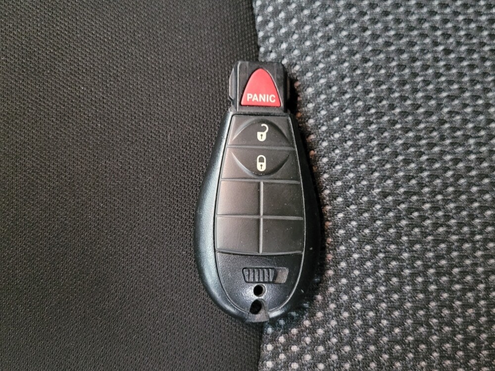 2019 Jeep Cherokee in Ocala, FL 34471 - 18110267 32