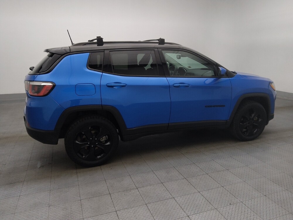 2018 Jeep Compass in Ocala, FL 34471 - 18110270 10