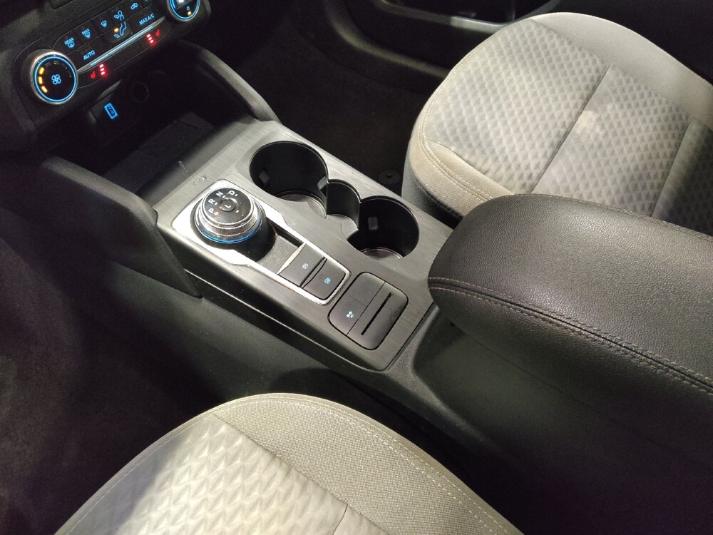 2020 Ford Escape in Jacksonville, FL 32225 - 18110275 26