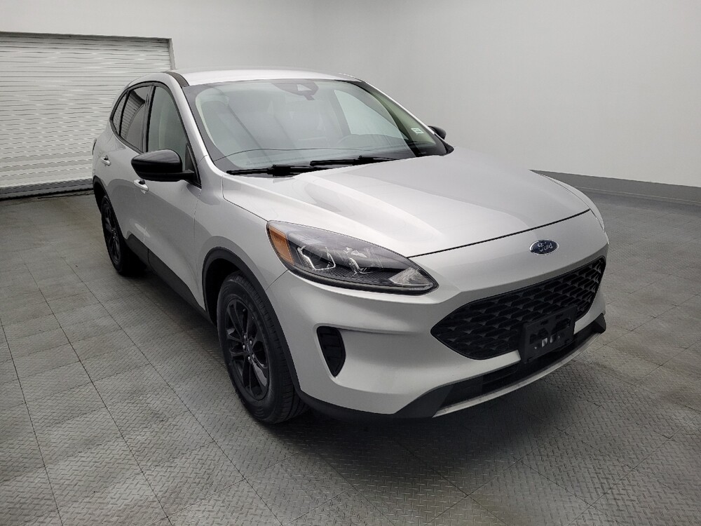 2020 Ford Escape in Jacksonville, FL 32225 - 18110275 13
