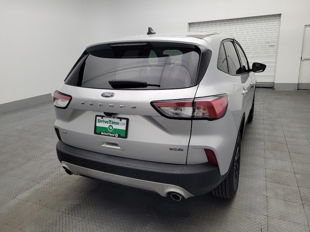 2020 Ford Escape in Jacksonville, FL 32225 - 18110275 7