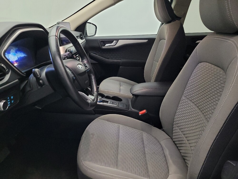 2020 Ford Escape in Jacksonville, FL 32225 - 18110275 17