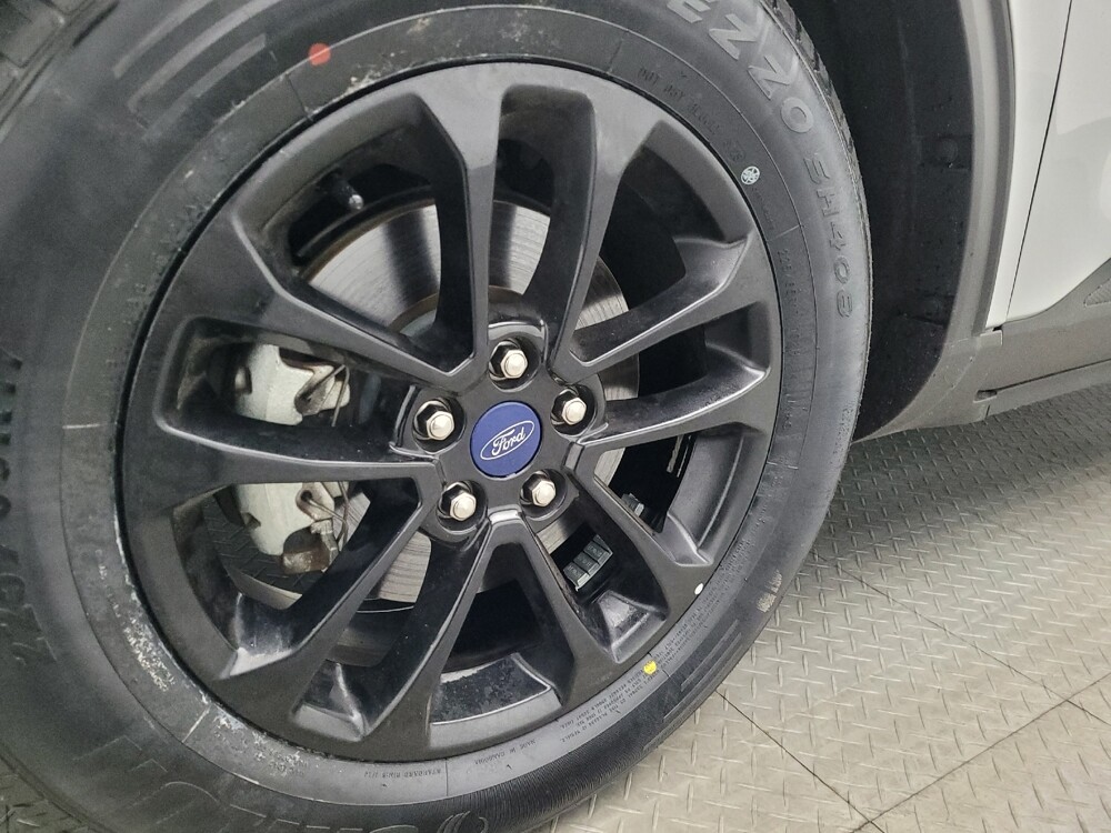 2020 Ford Escape in Jacksonville, FL 32225 - 18110275 31