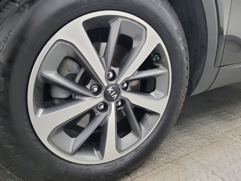 2019 Kia Sorento in Marietta, GA 30062 - 18110285 31