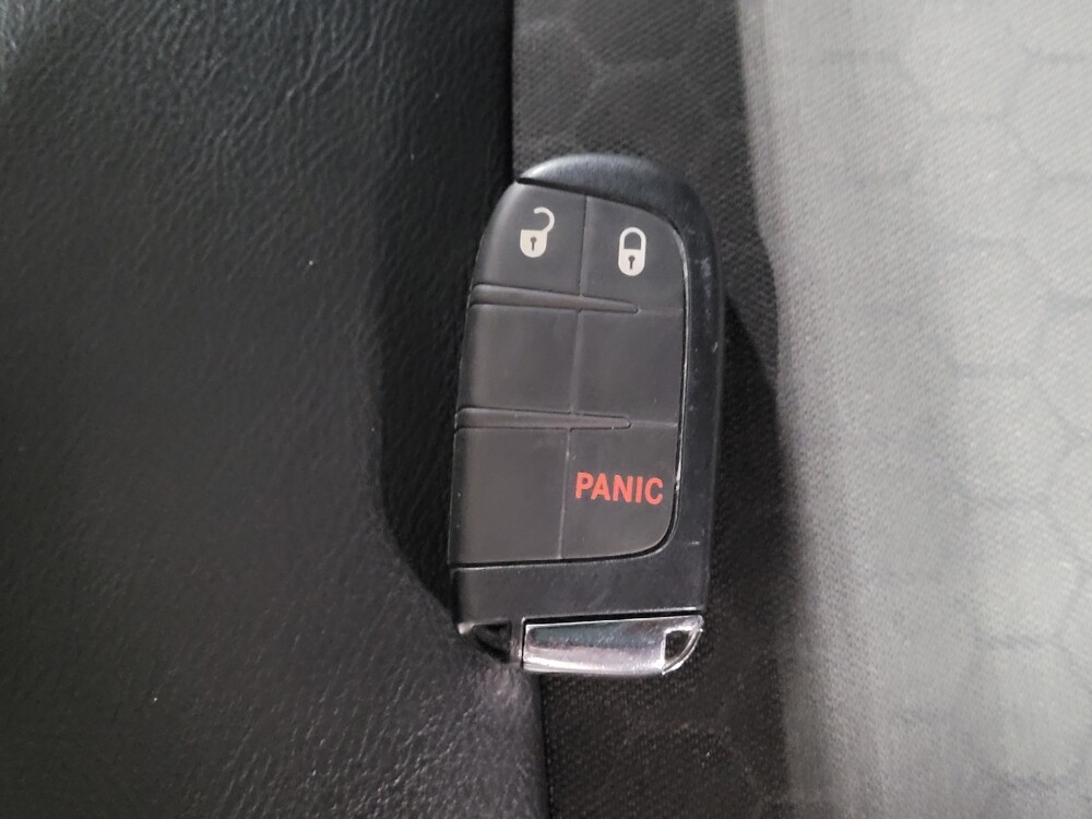 2020 Jeep Compass in Gainesville, FL 32609 - 18110292 32