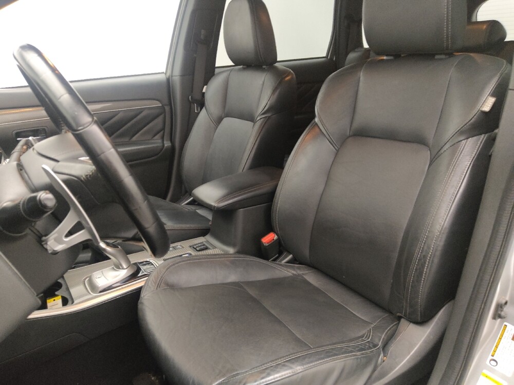 2022 Mitsubishi Outlander in Marietta, GA 30062 - 18110297 17