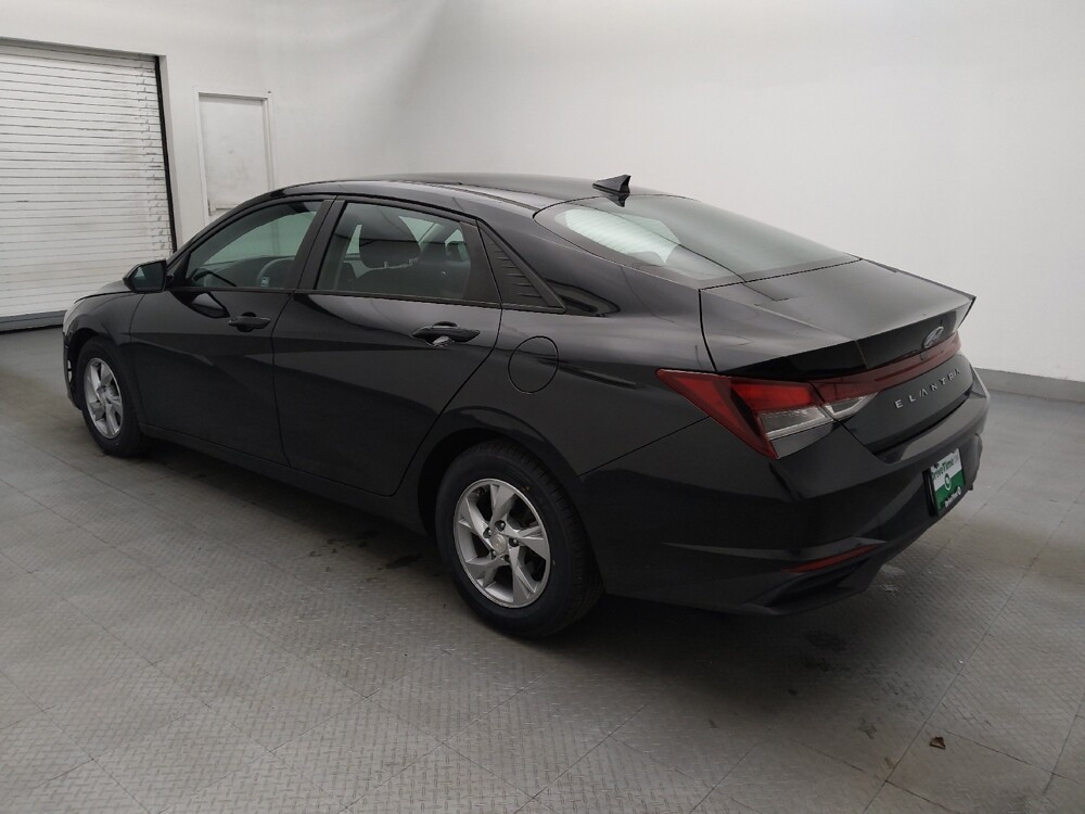 2021 Hyundai Elantra in Greenville, SC 29607 - 18110303 3