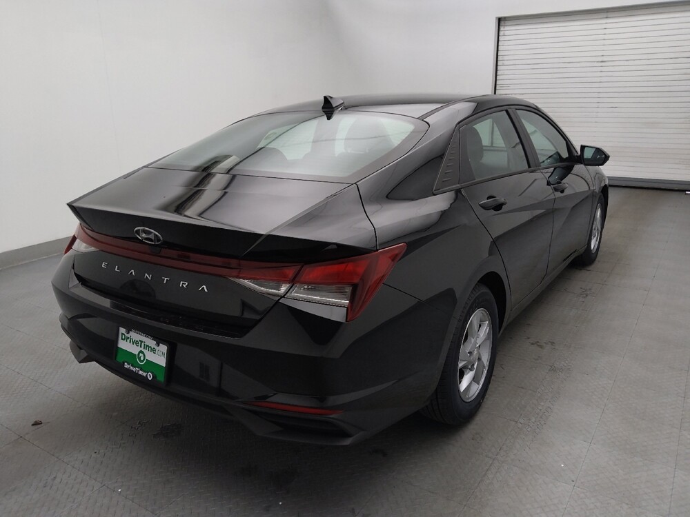 2021 Hyundai Elantra in Greenville, SC 29607 - 18110303 9