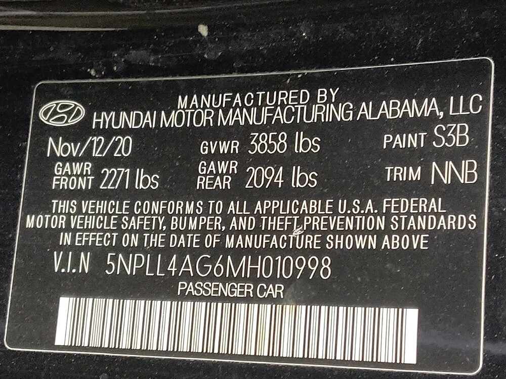 2021 Hyundai Elantra in Greenville, SC 29607 - 18110303 33