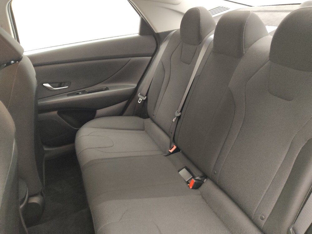 2021 Hyundai Elantra in Greenville, SC 29607 - 18110303 18