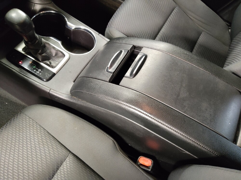 2019 Toyota Highlander in Fayetteville, NC 28304 - 18110307 26