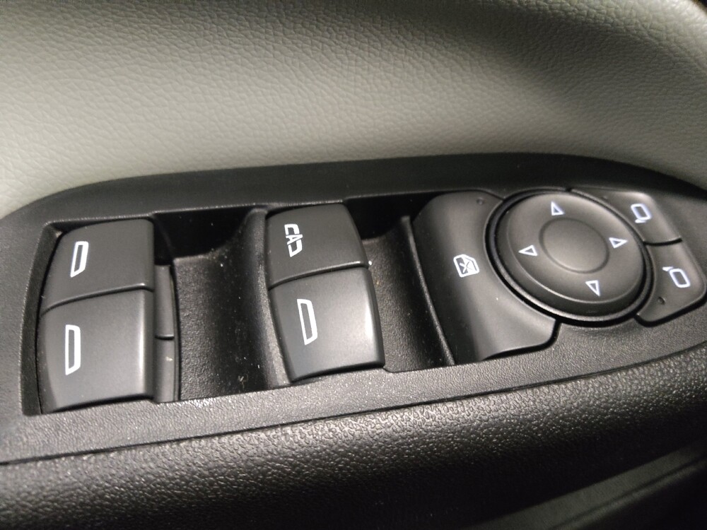 2019 Chevrolet Equinox in Greenville, SC 29607 - 18110313 27