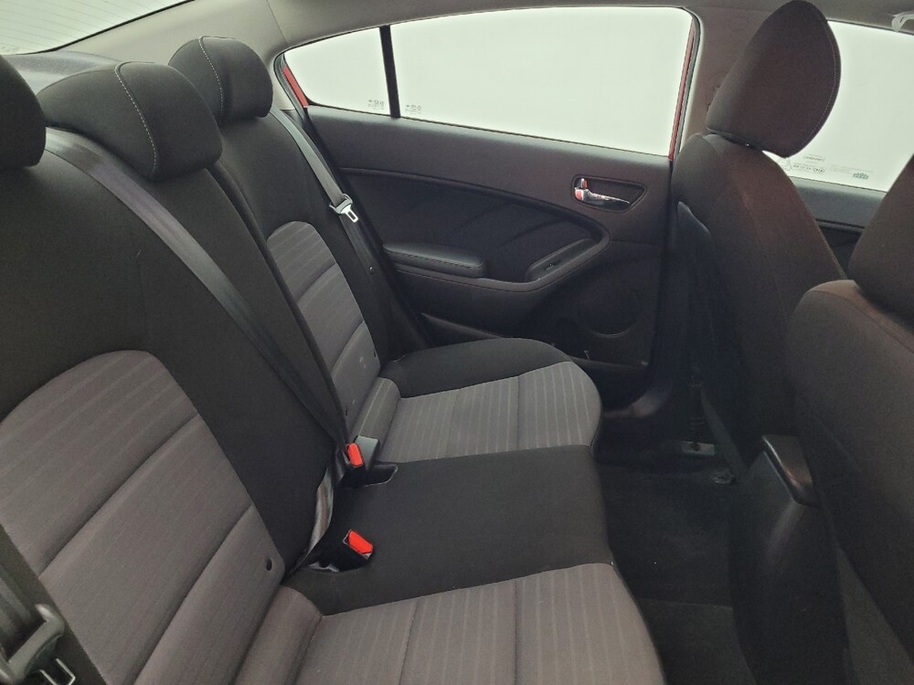 2018 Kia Forte in Greenville, SC 29607 - 18110315 19