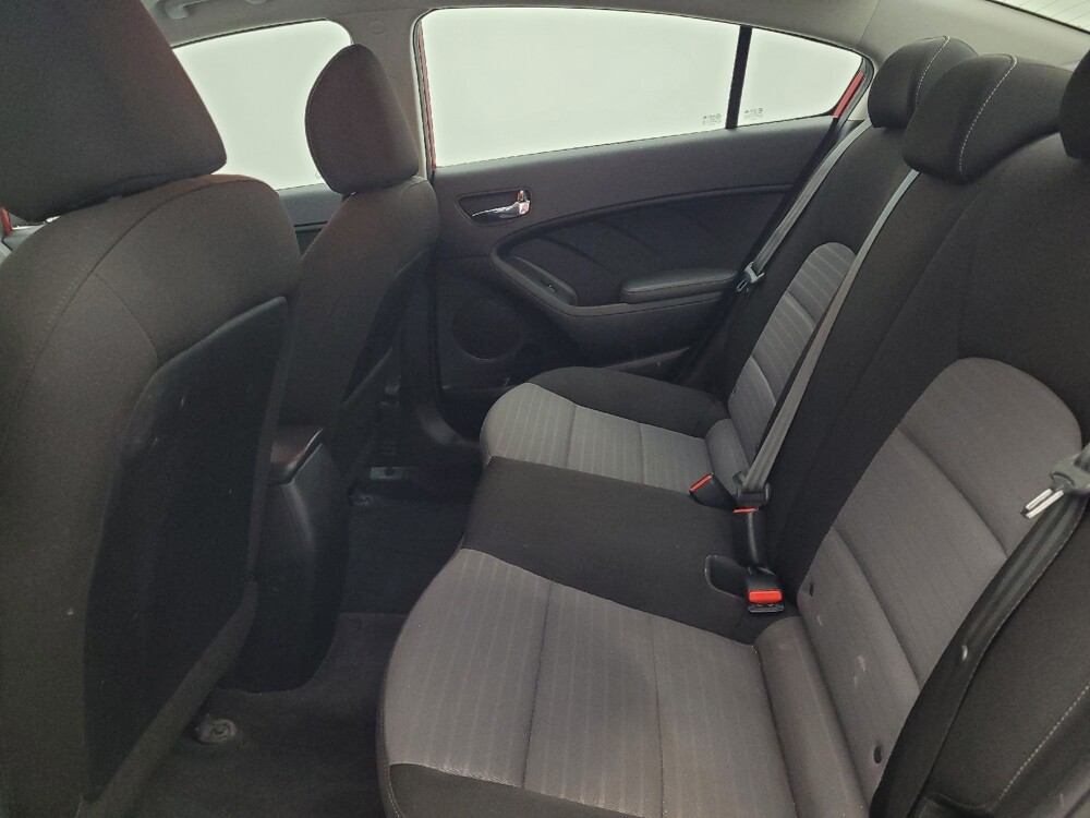 2018 Kia Forte in Greenville, SC 29607 - 18110315 18