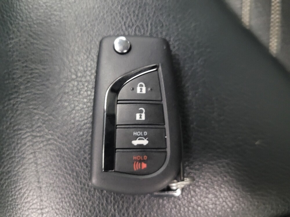 2021 Toyota Camry in Antioch, TN 37013 - 18110321 32